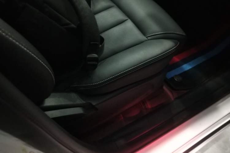 Used BYD Song MAX 2019 1.5T Automatic SmartConnect ZhiLian RuiDong Edition with 6 Seats China VI Standard
