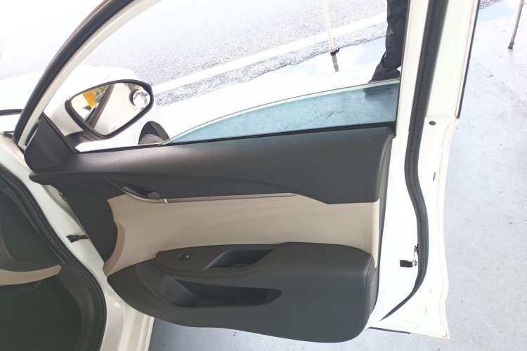 Used Buick GT 2017 18T Dual-Clutch Elite Model
