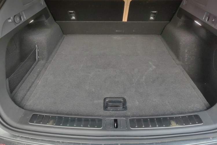 Used Hima Luxeed R7 2024 All-Electric 736 km Ultra
