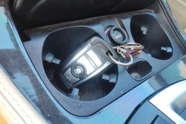 Used BMW 5 Series 2014 525Li Luxury Design Package
