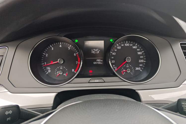 Used Volkswagen Lamando 2017 230TSI DSG Fashion Edition
