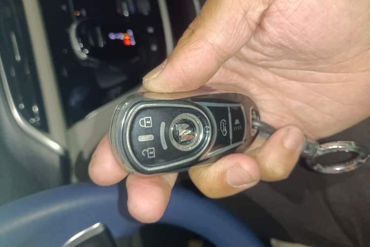 Used Buick GL8 2022 ES Landtrek 653T Comfort Edition
