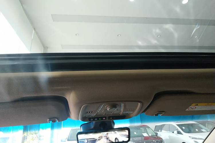 Used Buick GL8 2021 ES Land Cruiser 653T Flagship Model
