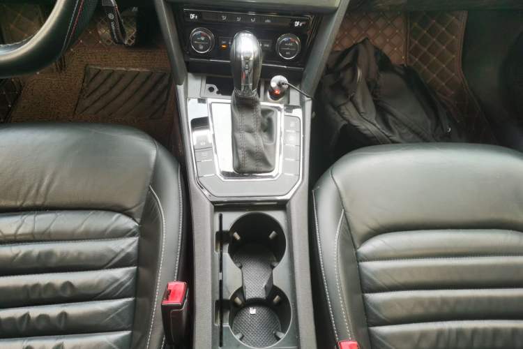 Used Volkswagen Lamando 2017 280TSI DSG Comfort Edition
