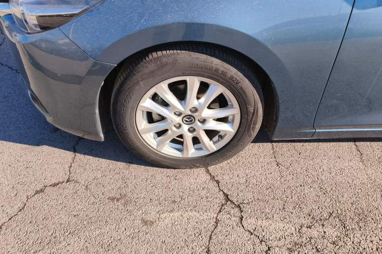 Used Mazda Mazda 3 Axela 2017 Sedan 1.5L Automatic Luxury Model Emission Standard China V
