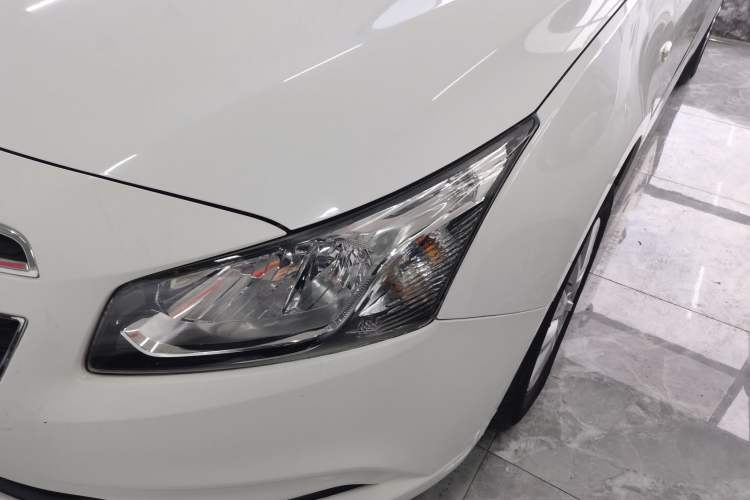 Used Chevrolet Cruze 2015 1.5L Classic SL MT