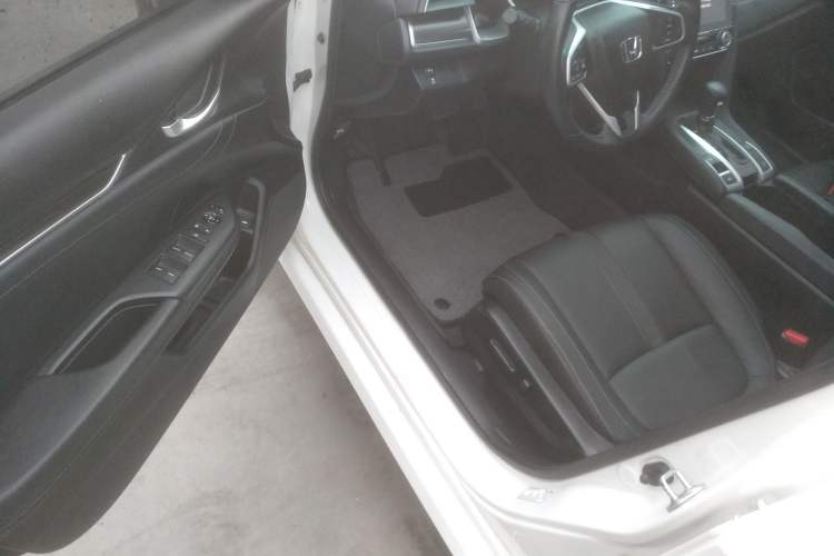 Used Honda Civic 2019 220TURBO CVT Power Edition China VI Emission Standard
