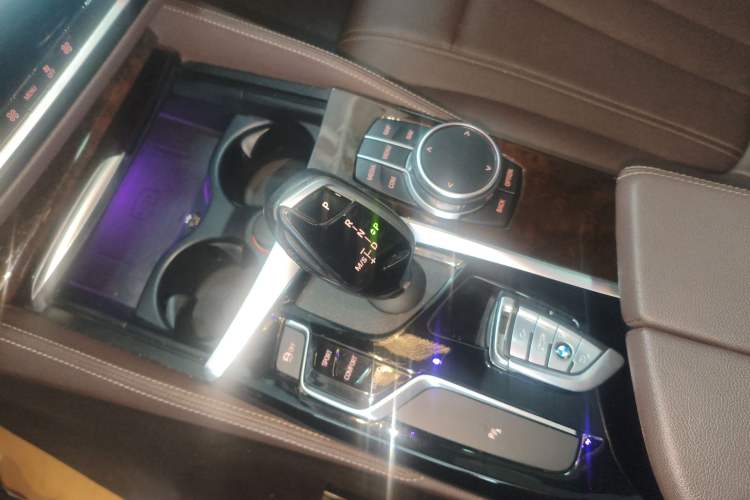 Used BMW 5 Series 2020 525Li Luxury Package
