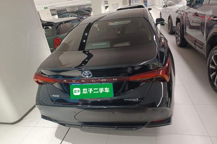 Used Toyota Avalon 2019 Dual-Engine 2.5L Luxury Edition China VI Standard
