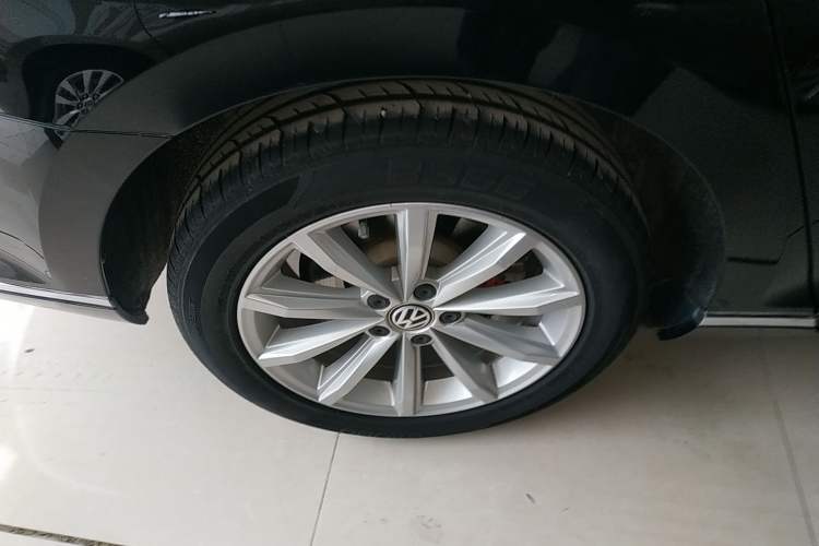 Used Volkswagen Magotan 2018 330TSI DSG Advanced Model
