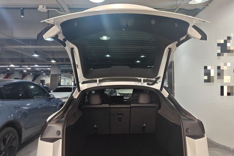 Used Tesla Model Y 2026 Rear-Drive Model