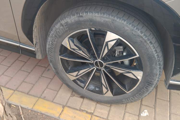 Used Roewe RX5 2023 1.5T Elite Edition