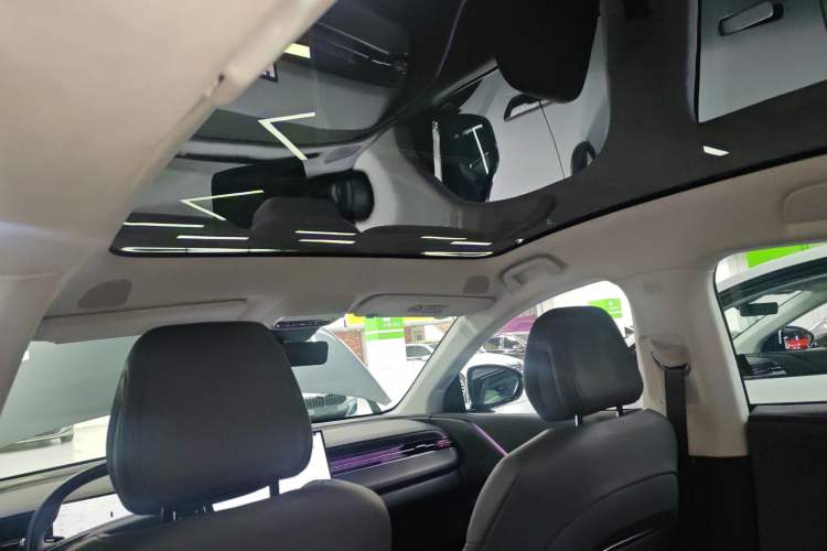 TDK.VehicleDetails.img