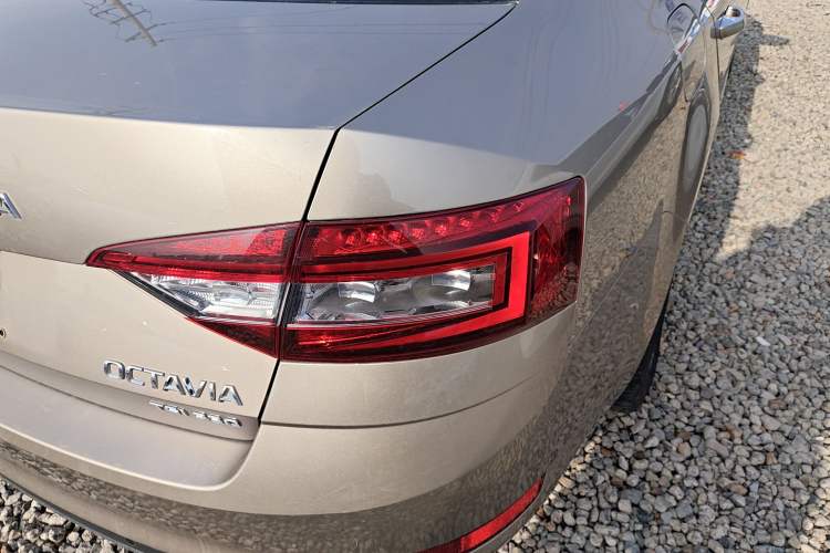 Used Skoda Octavia 2019 TSI230 DSG SmartDrive Luxury Edition China V Standard