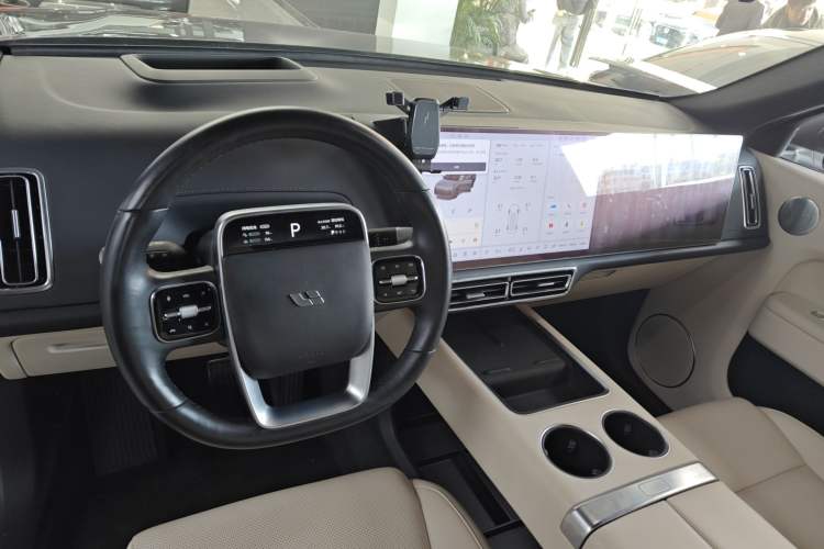 Used Li Auto L9 2022 Max model
