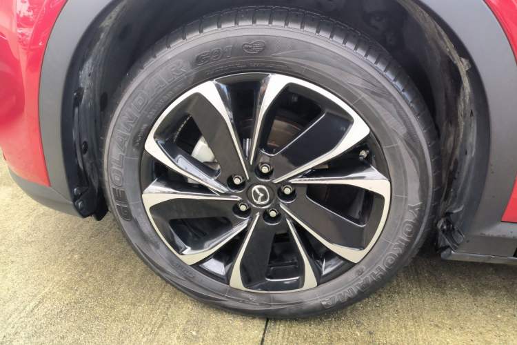 Used Mazda CX-4 2020 2.5L Automatic 2WD Sky-Drive Fun Edition
