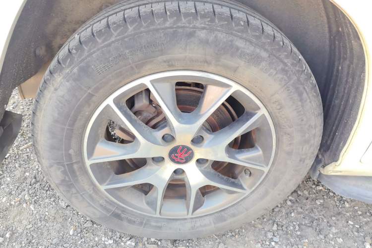 Used BYD Song 2017 Gaishi Upgrade Edition 1.5TI Manual Elite Model