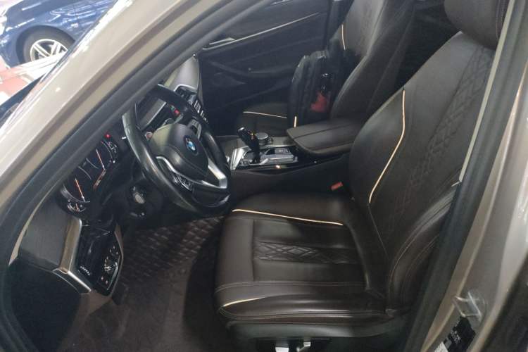 Used BMW 5 Series 2018 Revised Version 530Li Leading Edition Luxury Package
