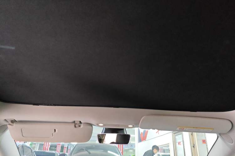 Used Tesla Model 3 2019 Standard Range Rear-Drive Upgraded Version
