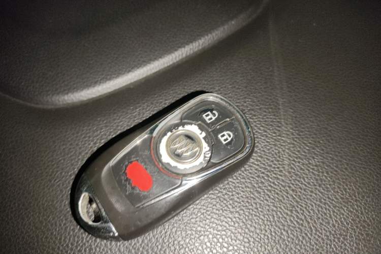 Used Buick GL8 2018 ES 28T Comfort Model China VI Standard