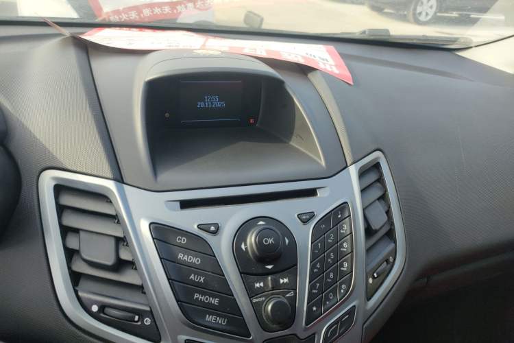 Used Ford Fiesta 2013 Hatchback 1.5L Manual Fashion Edition
