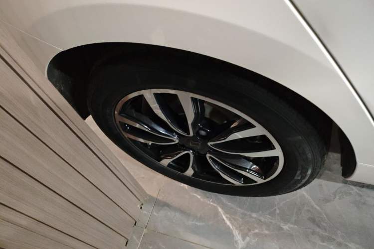 Used SOL E50A 2021 Deluxe Edition