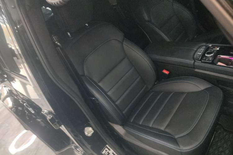 Used Beijing Auto BJ40 2020 2.0T Automatic Four-Wheel Drive Urban Hunter Edition Prestige Version
