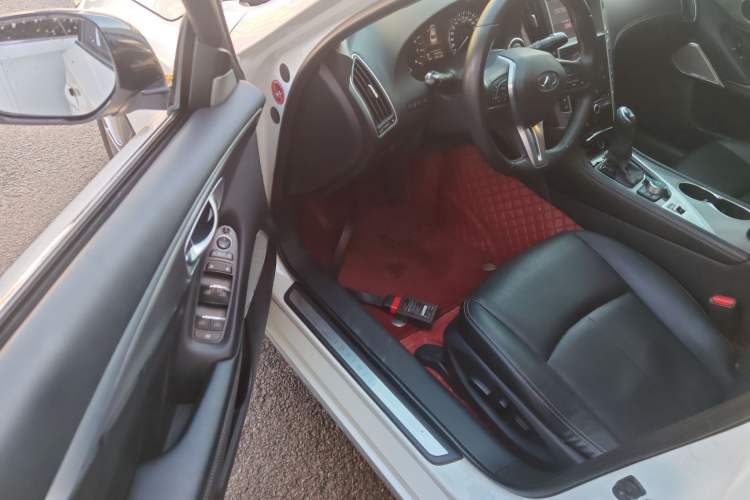 Used Infiniti Q50L 2018 2.0T Enjoyment Edition China V standard