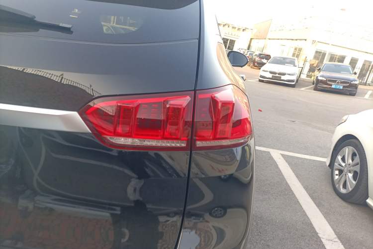 Used Wey VV5 2020 1.5T Two-Wheel Drive Smart Pioneer