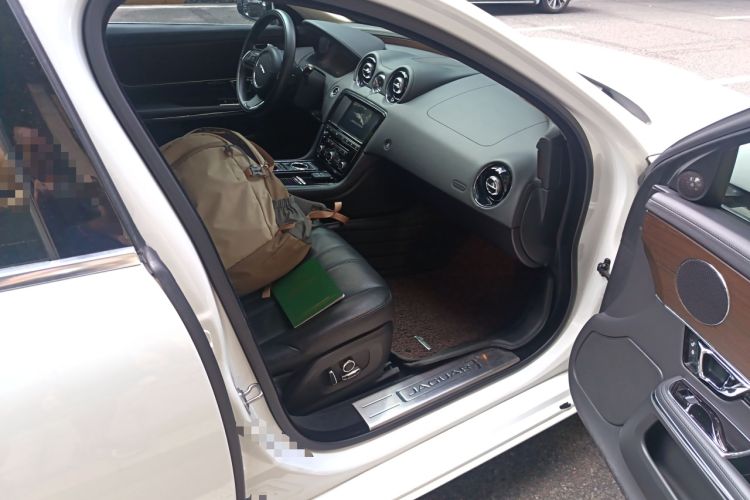 Used Jaguar XJ 2016 XJL 2.0T Two-Wheel-Drive Elegant Business Edition
