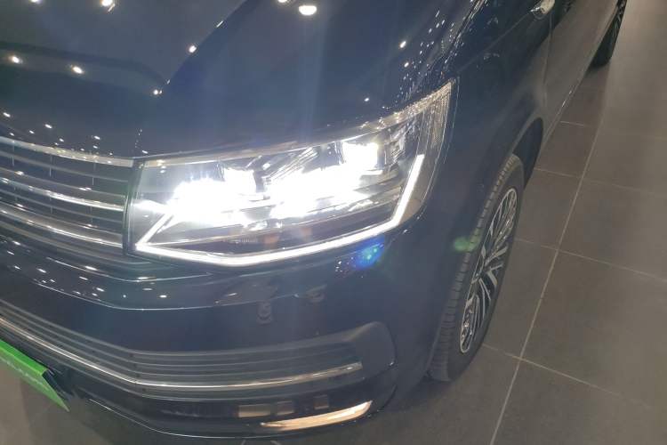 Used Volkswagen Multivan 2018 2.0 TSI 4x4 Prestige Edition 7-Seater
