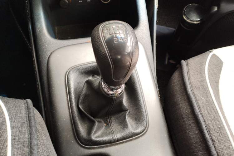 Used Kia K3 2015 1.6L Manual GL
