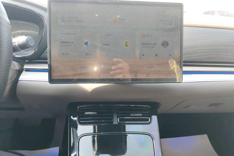 Used BYD Han 2022 EV Genesis Edition 715KM Front-Wheel-Drive Prestige Model
