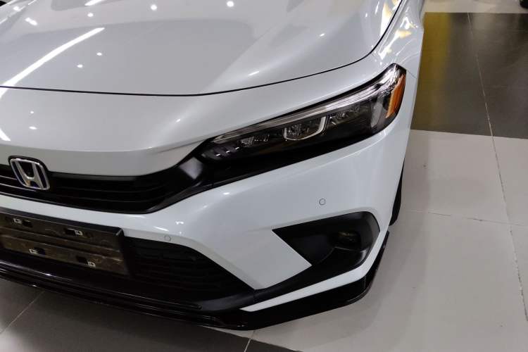 Used Honda Civic 2023 2.0L eHEV Pioneer Edition
