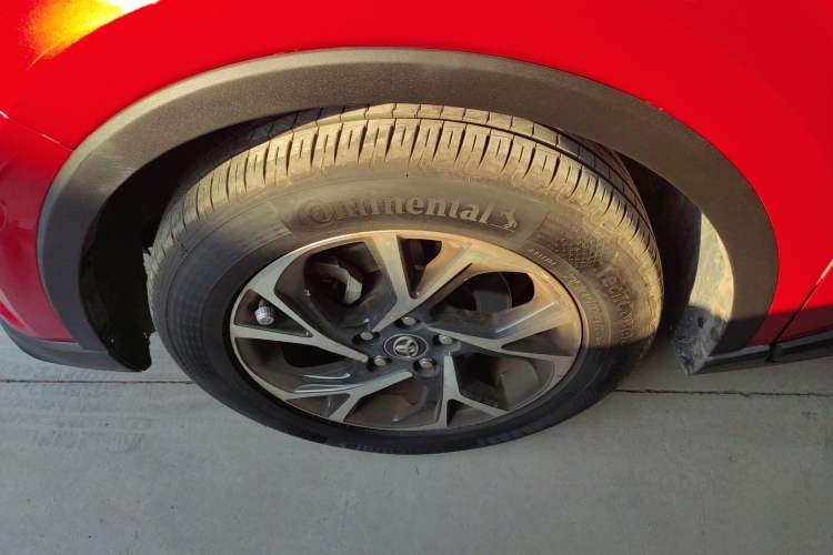 Used Toyota C-HR 2018 2.0L Luxury Edition China V Standard
