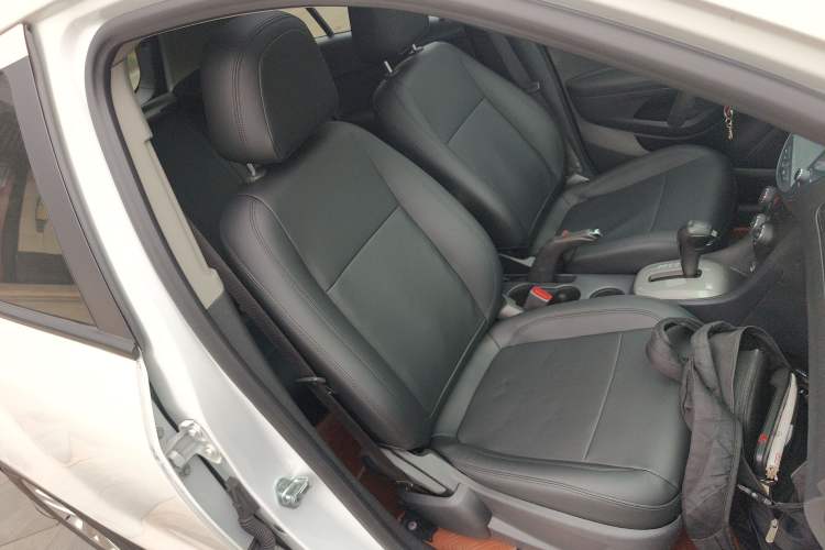 Used Chevrolet Trax 2016 1.4T Automatic Two-Wheel Drive Comfort Version with Sunroof
