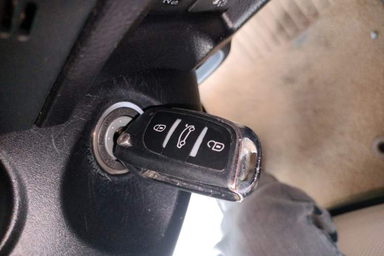 Used Toyota Prado 2014 2.7L Middle East Version Parallel Import