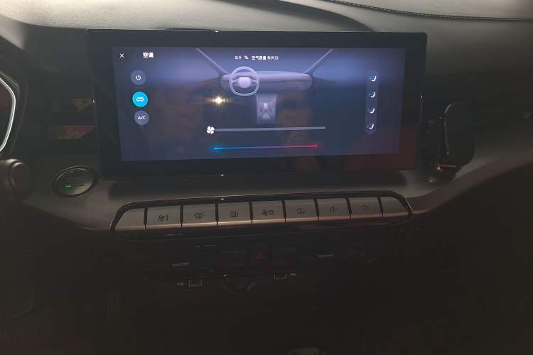 Used MG 5 2022 180 DVVT CVT Youth Luxury Edition
