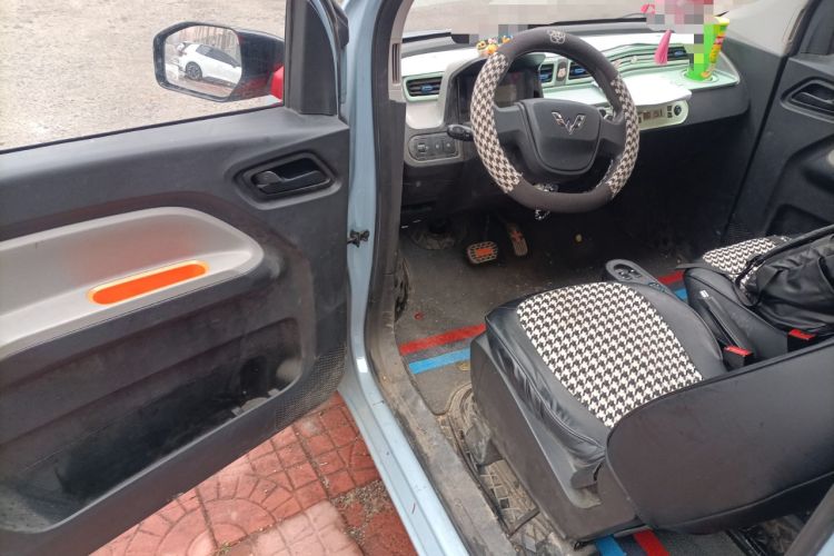 Used Wuling Hongguang MINIEV 2022 Easy Version Lithium Iron Phosphate
