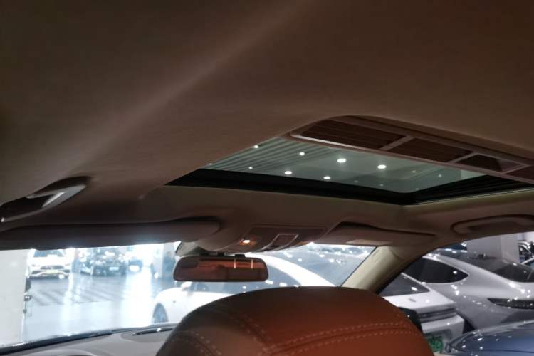 Used Mercedes-Benz M-Class 2015 ML 320 4MATIC