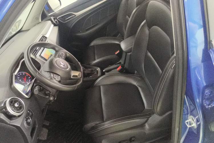 Used MG ZS 2018 1.5L Automatic Luxury Edition China V Standard
