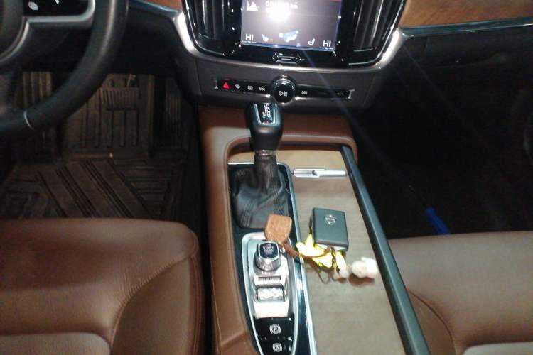 Used Volvo S90 2019 T5 Zhiyi Edition