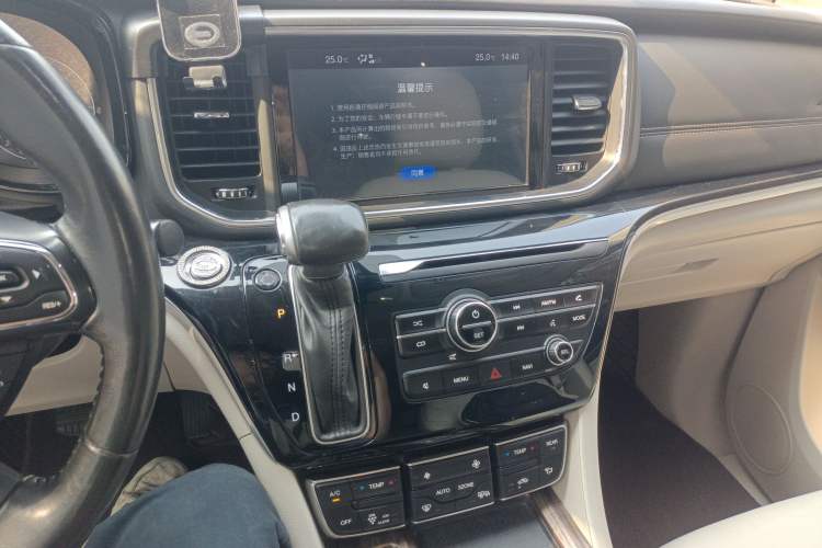 Used GAC Trumpchi M8 2018 320T Luxury Edition