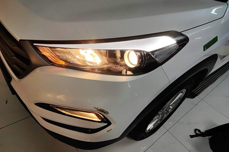 Used Hyundai Tucson 2015 1.6T Dual-Clutch Two-Wheel-Drive Smart Model
