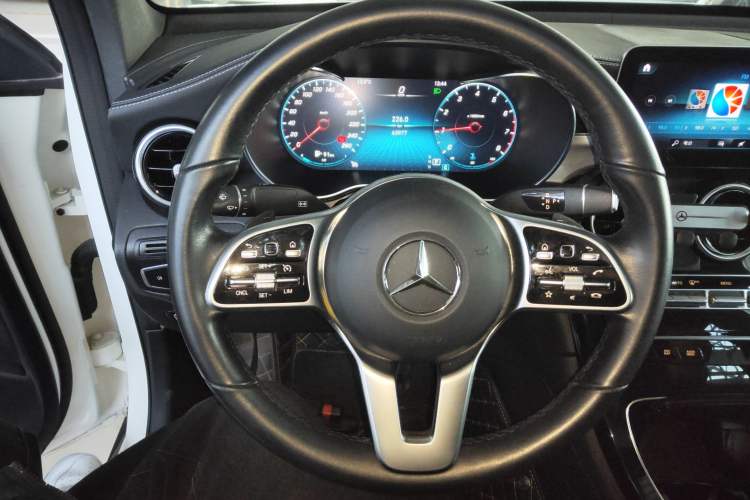 Used Mercedes-Benz GLC Coupe 2020 GLC 260 4MATIC Coupe SUV
