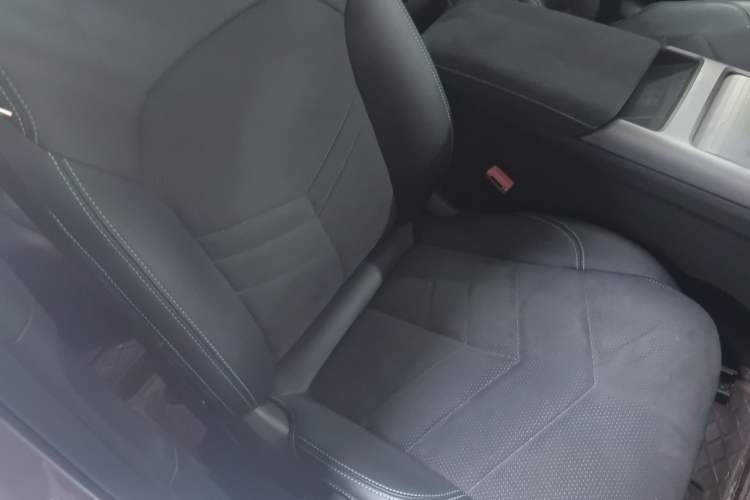 Used  L6 2024 125km Creative Edition
