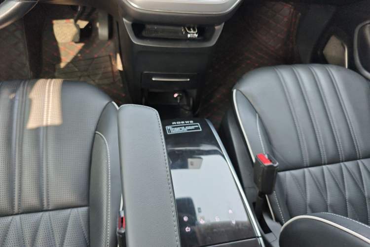 Used Roewe iMAX8 2021 400TGI Supreme Series Prestige Edition
