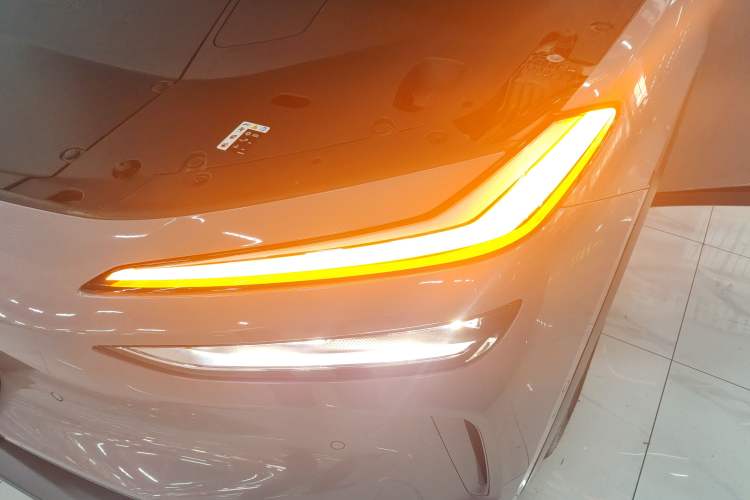 Used ONVO L60 2024 60 kWh All-Wheel Drive
