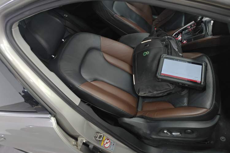 Used Audi Q5 2017 40 TFSI Comfort Model
