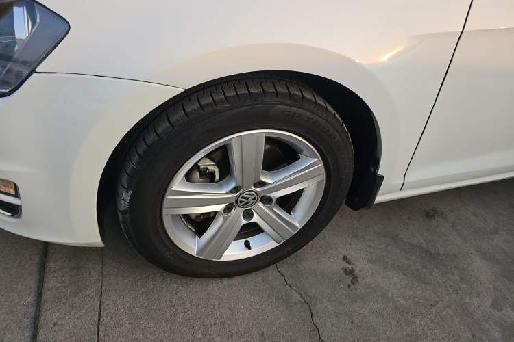 Used Volkswagen Golf 2017 230TSI Automatic Comfort Edition – Celebrating Milestone of One Million Units
